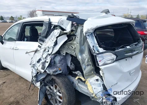 2025 Chrysler Voyager Lx from USA, damaged, VIN 2C4RC1CG5SR537954